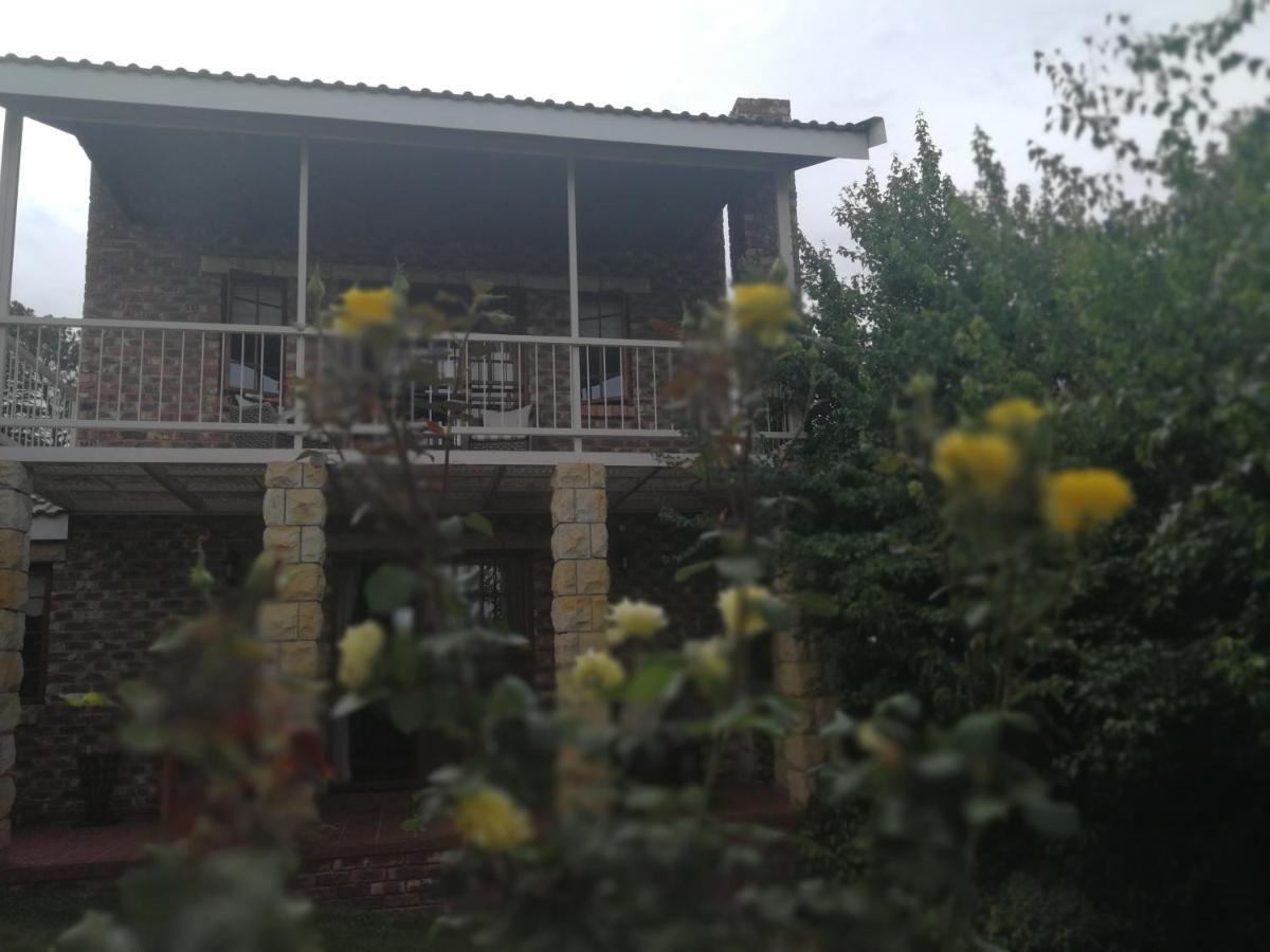 Clarens Cottages Zewnętrze zdjęcie