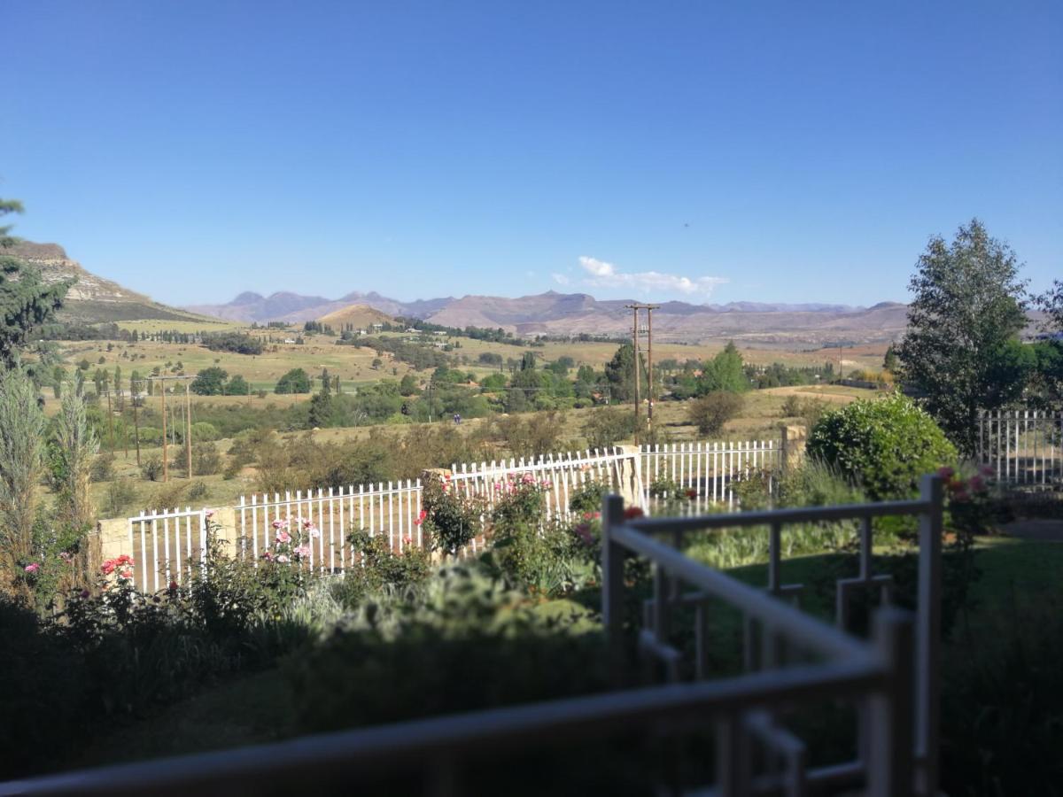 Clarens Cottages Zewnętrze zdjęcie